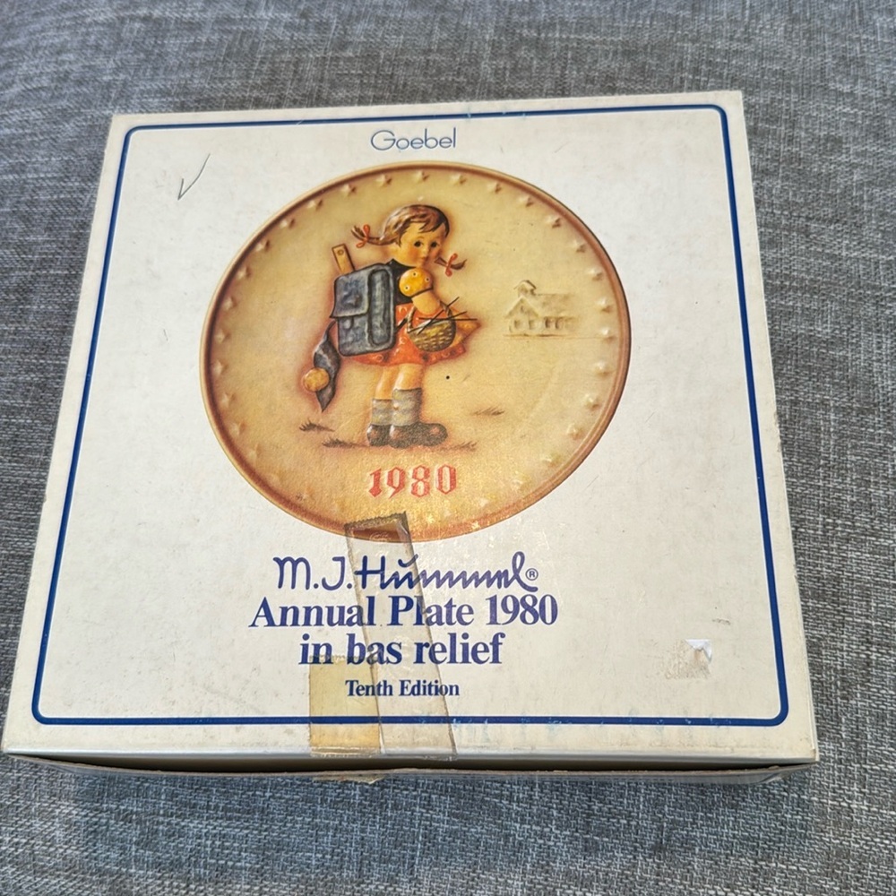 Vintage Annual M.J. Hummel Plate 1980 Goebel